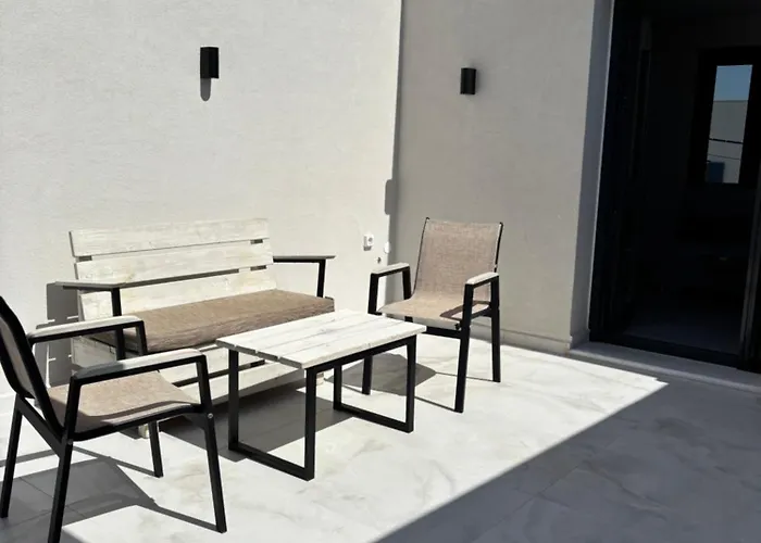 Domuselysia I Apartman *